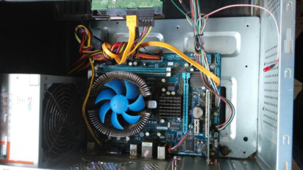 电脑主机打不开？让小鱼手把手教您轻松解决！